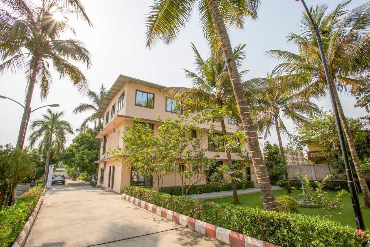 Pushp Vatika Resort & Lawns Nova Bombaim Exterior foto