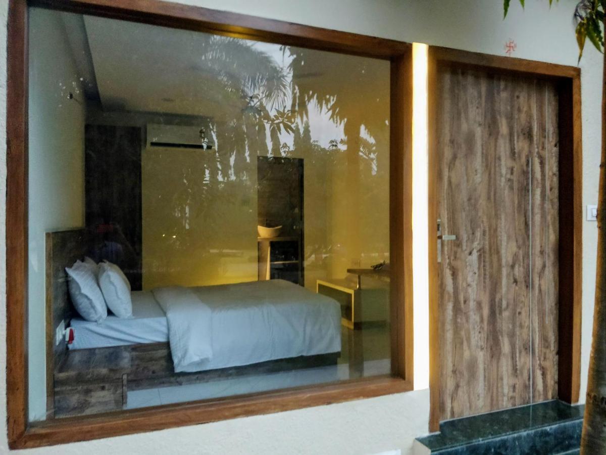 Pushp Vatika Resort & Lawns Nova Bombaim Exterior foto