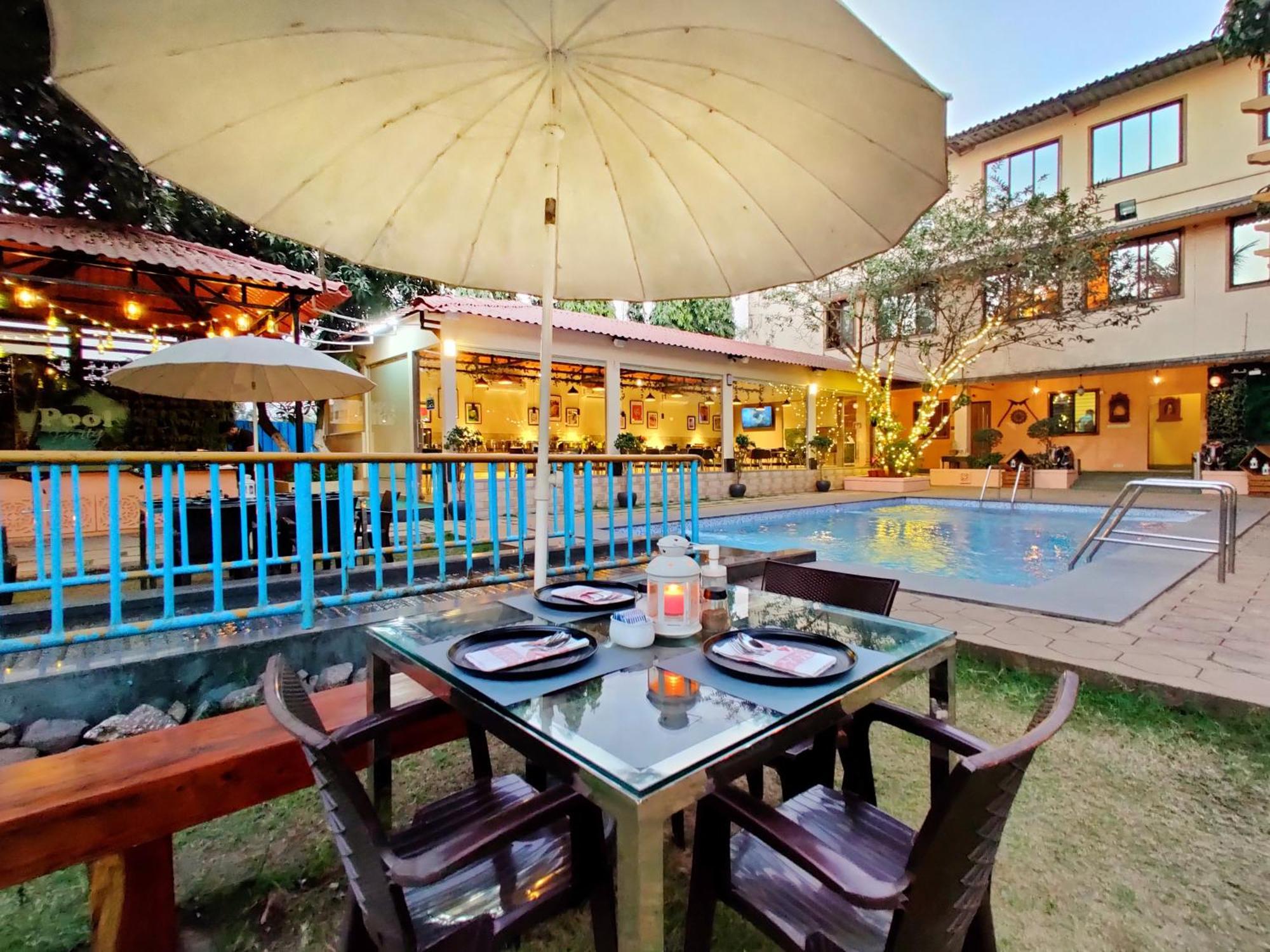 Pushp Vatika Resort & Lawns Nova Bombaim Exterior foto