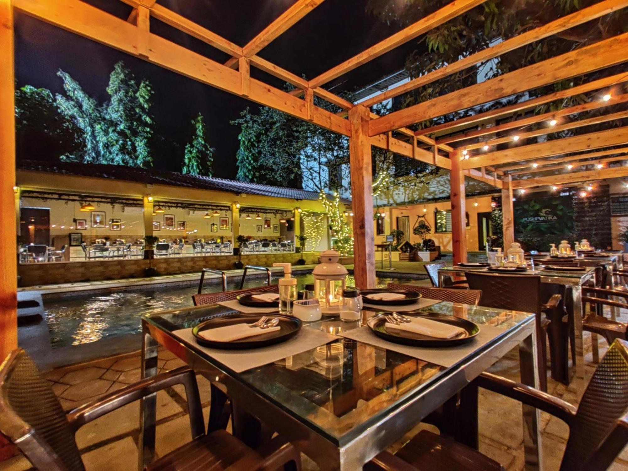 Pushp Vatika Resort & Lawns Nova Bombaim Exterior foto